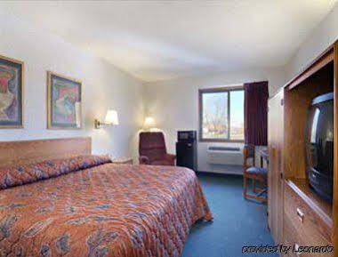 Super 8 By Wyndham Westminster Denver North Ngoại thất bức ảnh